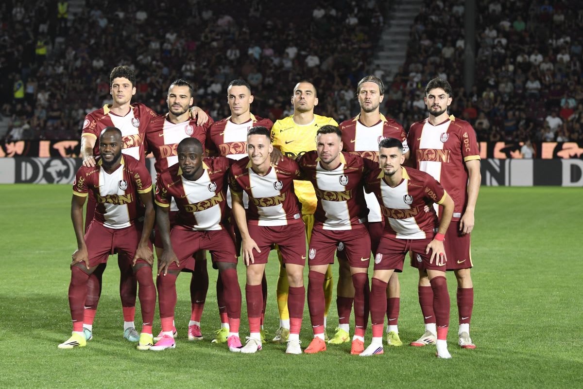 Jucători Tromso și CFR Cluj în meci european