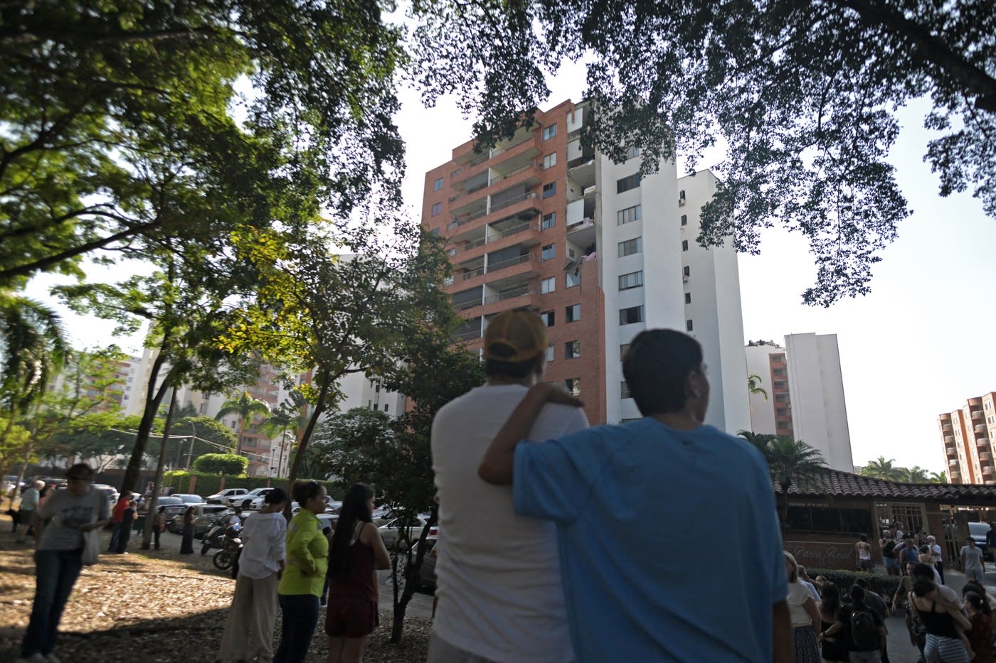 Clădiri avariate în Bogotá după cutremur puternic