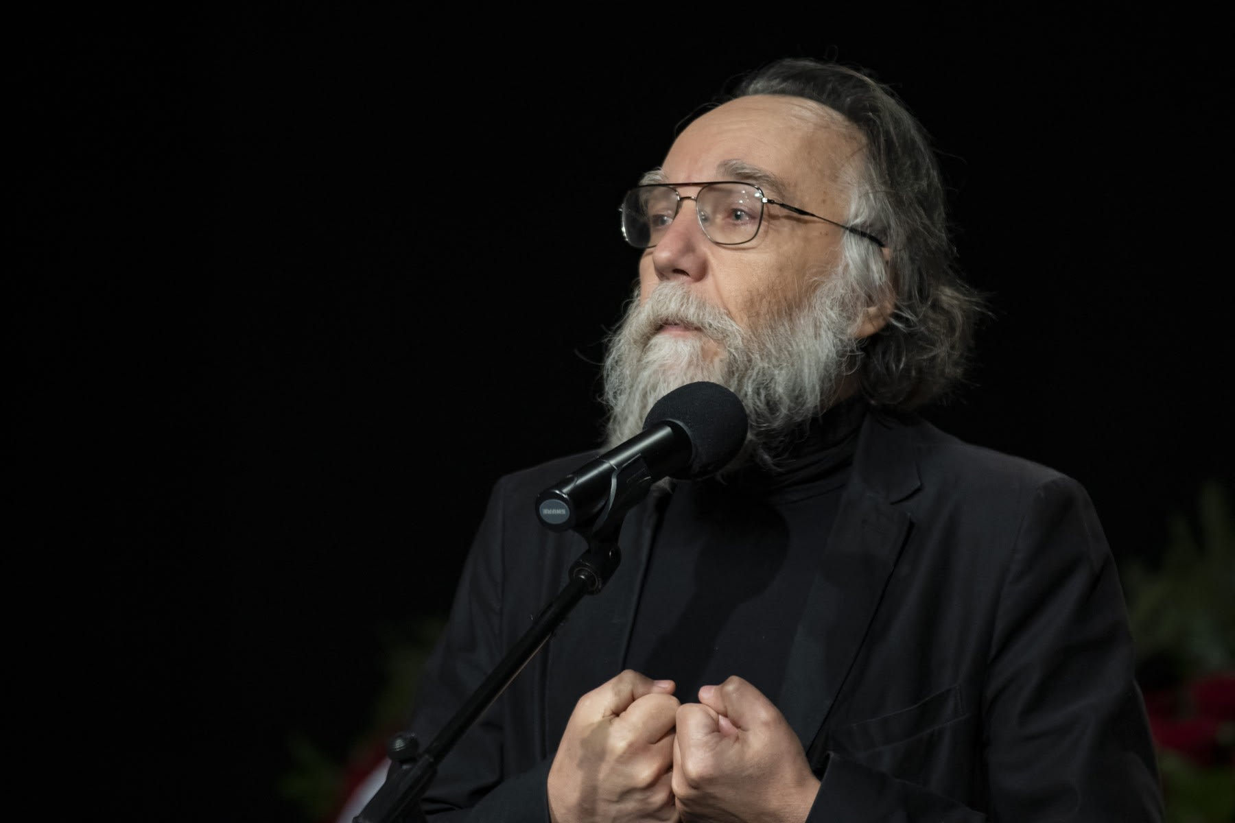 Aleksandr Dughin în cadrul unui interviu, discuție despre relocarea orașelor din Rusia