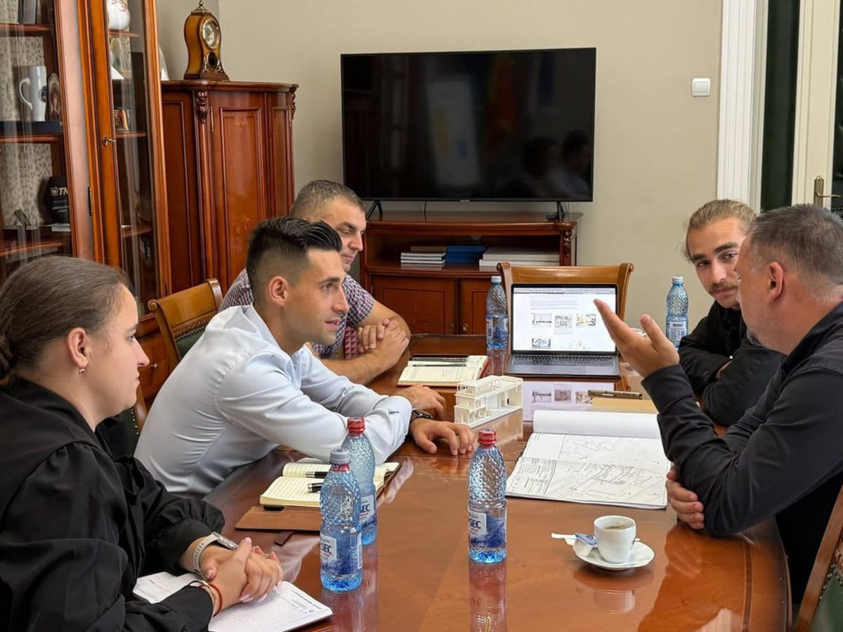 clădirea fostului cinematograf Măgura în proces de modernizare clădirea fostului cinematograf Măgura în proces de modernizare