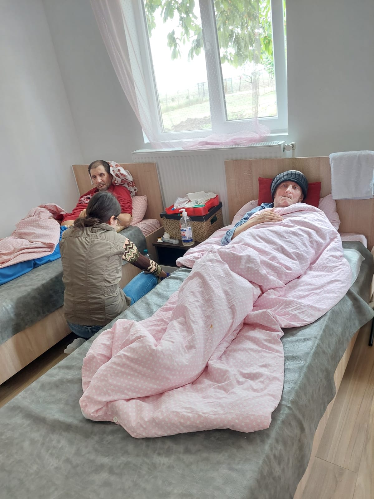 Cum poți hrăni peste 80 de persoane fără adăpost, doar cu un simplu click Cum poți hrăni peste 80 de persoane fără adăpost, doar cu un simplu click