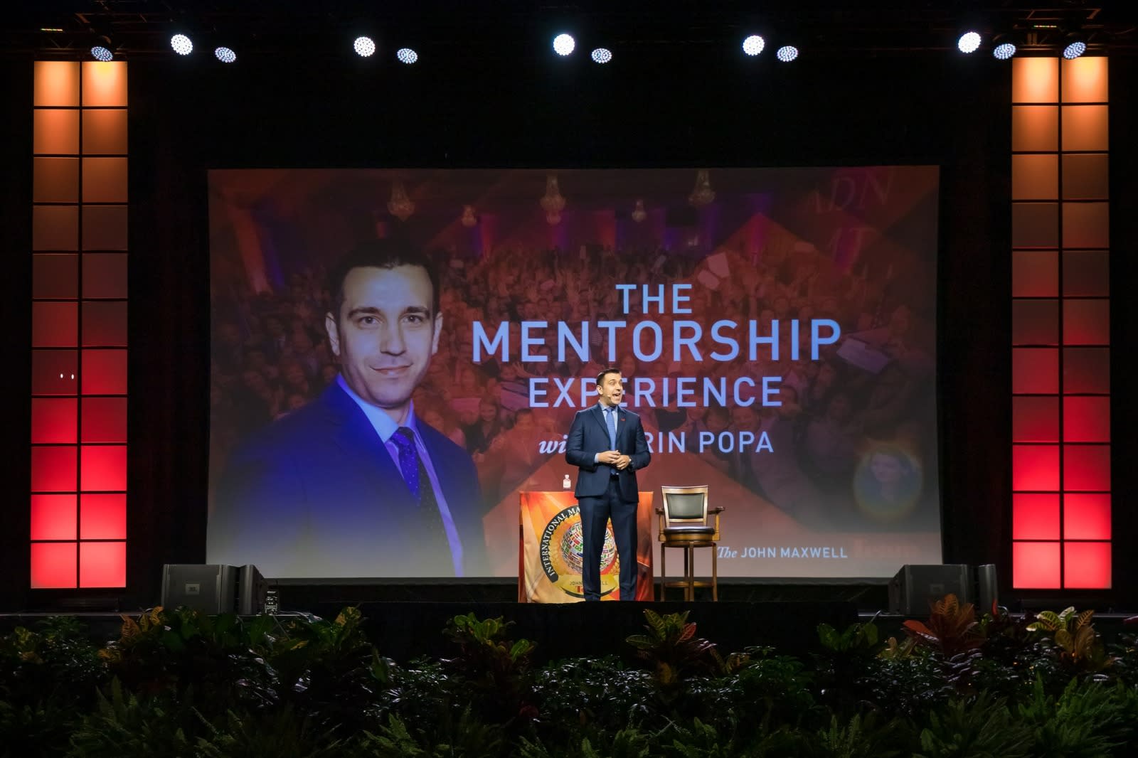 Sorin Popa, Președintele Maxwell Leadership România, vine la Botoșani pentru o zi dedicată liderilor și echipelor de business Sorin Popa, Președintele Maxwell Leadership România, vine la Botoșani pentru o zi dedicată liderilor și echipelor de business