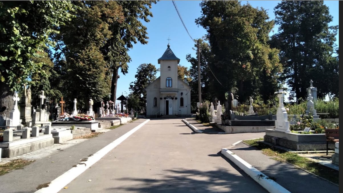 Un loc de odihnă, o lecție de istorie: Cimitirul Eternitatea din Botoșani