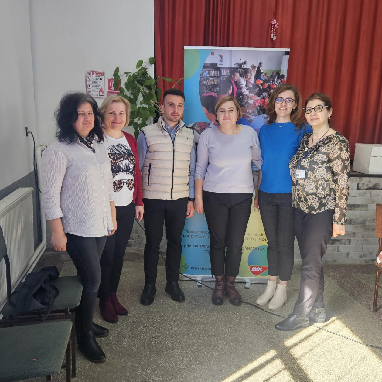 Atelier de Primăvară: Art-Terapie pentru Copiii cu Dizabilități din Comuna Gorbănești, susținut de reprezentații Asociației Conexiuni pentru Comunitate Botoșani Atelier de Primăvară: Art-Terapie pentru Copiii cu Dizabilități din Comuna Gorbănești, susținut de reprezentații Asociației Conexiuni pentru Comunitate Botoșani