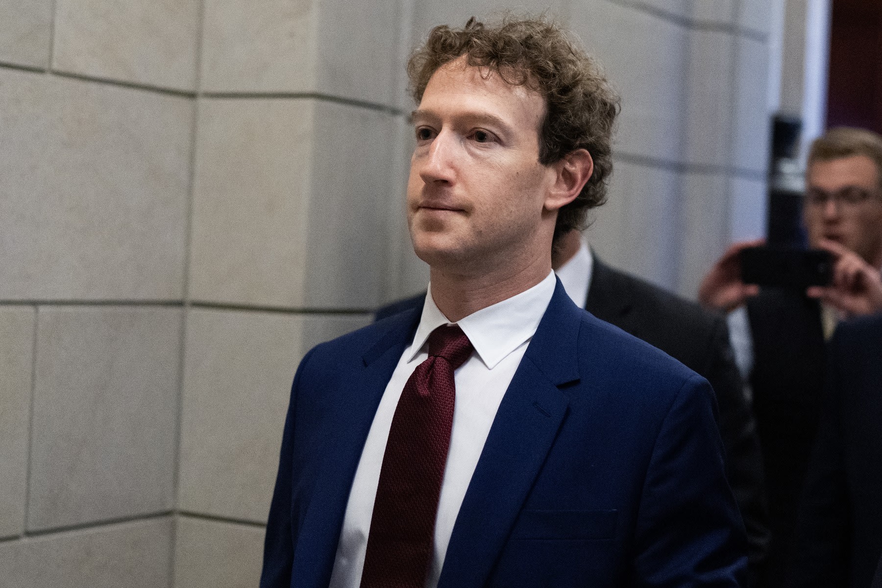 Meta dezvoltă o versiune AI a lui Mark Zuckerberg pentru angajați