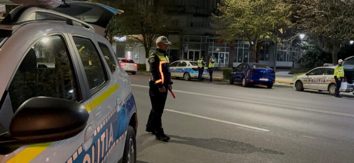 Polițiști în acțiune în trafic la Lovrin, Timiș