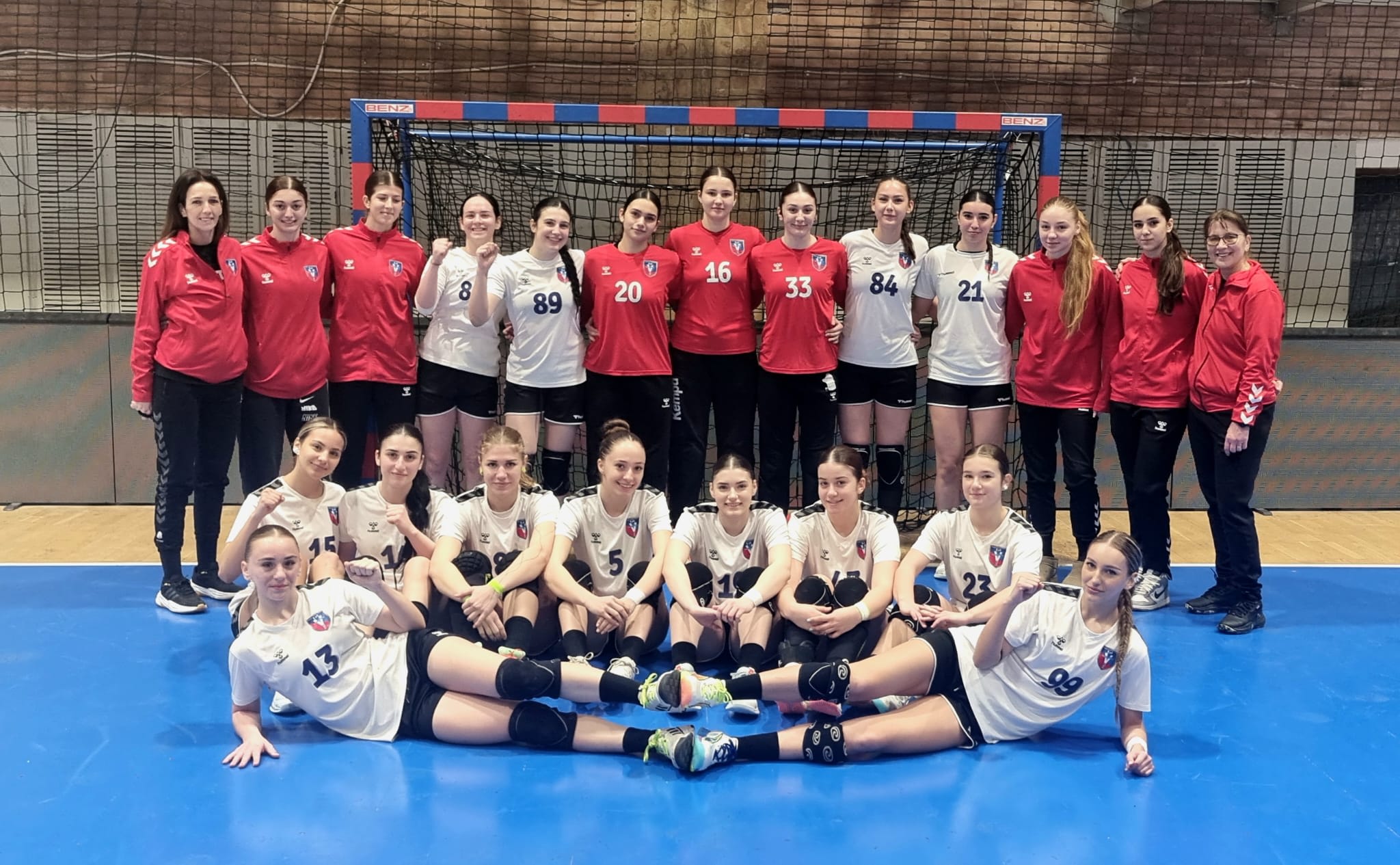 Campionatul Național, junioare 1: SCM Râmnicu Vâlcea câștigă prima partidă la turneul semifinal