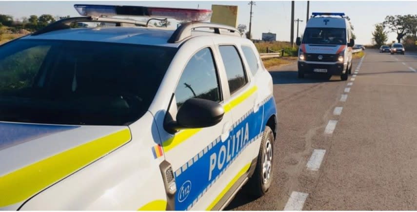 Accident rutier cu microbuz plin de copii și autoturism în Dumbrăvioara