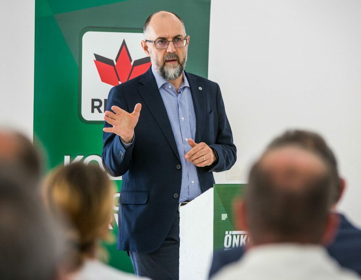 Kelemen Hunor în timpul unei declarații publice Kelemen Hunor în timpul unei declarații publice