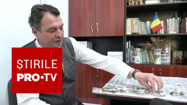 Tezaur antic descoperit întâmplător de un pasionat cu detectorul de metale la Darabani