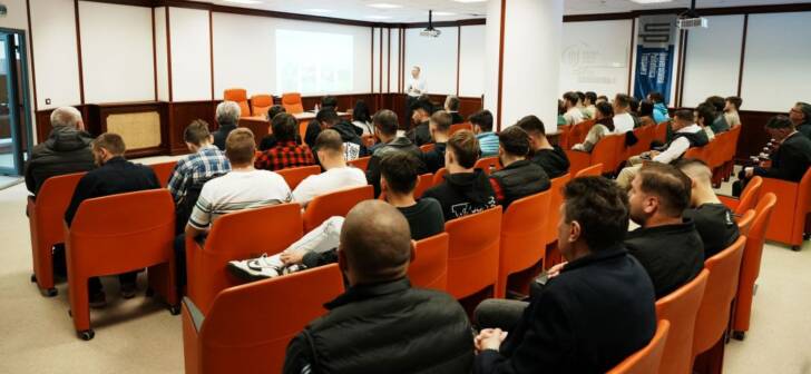 Participanți la workshop despre managementul apelor pluviale la UPT Participanți la workshop despre managementul apelor pluviale la UPT