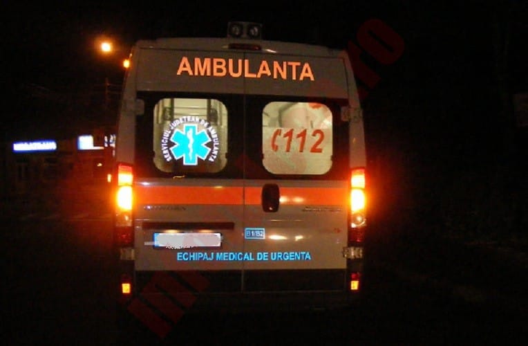 Polițiști constănțeni în acțiune la un bloc din Constanța Polițiști constănțeni în acțiune la un bloc din Constanța