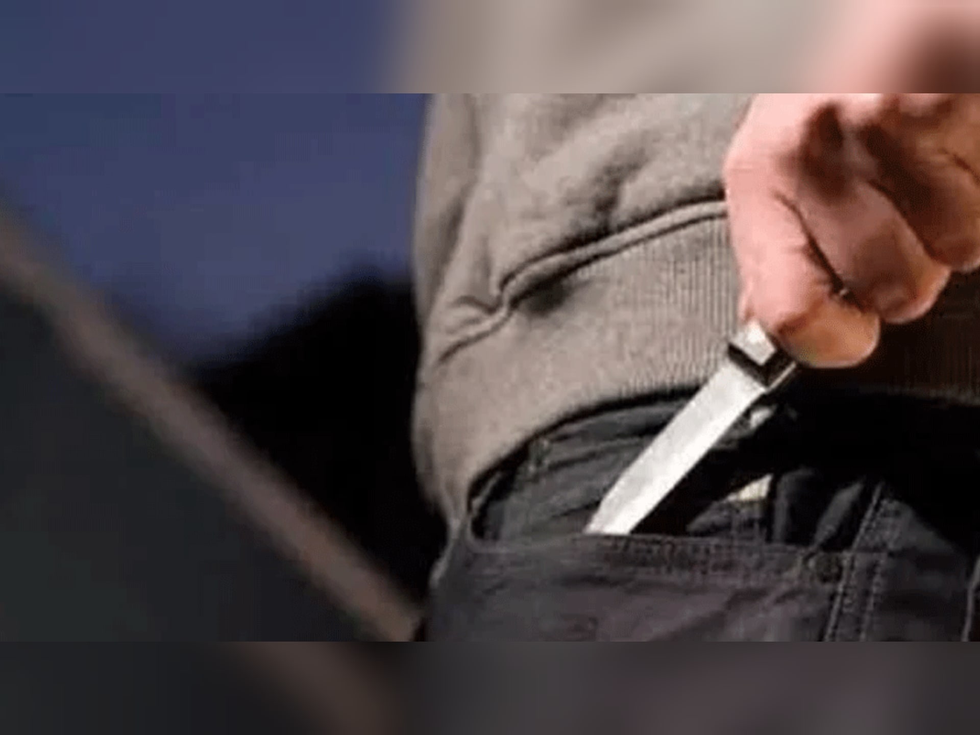 Bărbat din Păușești-Măglași, reținut după ce și-ar fi înjunghiat în spate un consătean