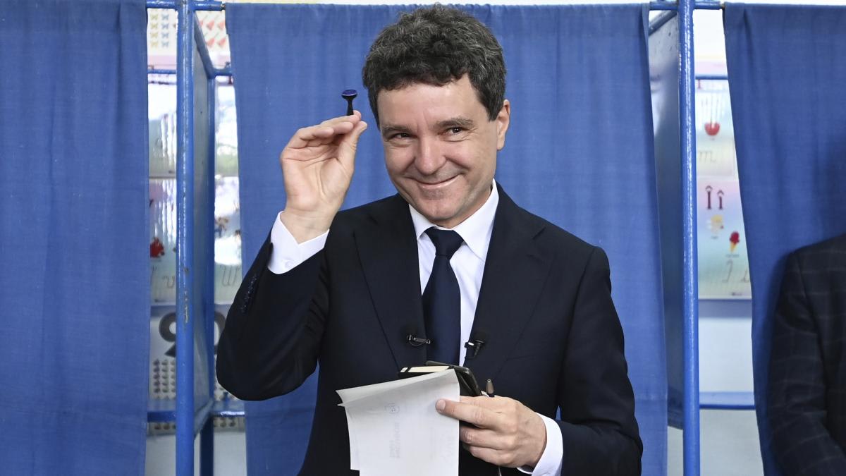 Nicușor Dan poate decide dizolvarea Parlamentului după respingerea a două solicitări de învestitură