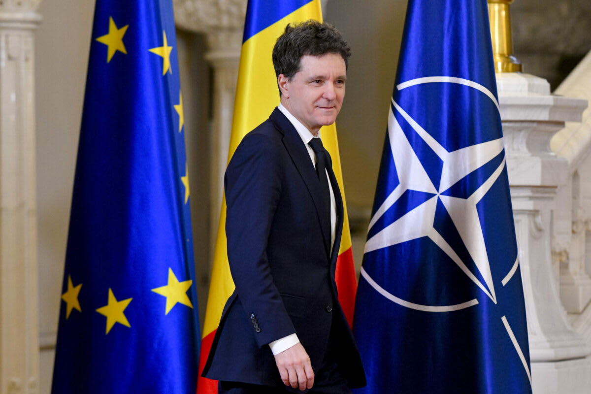 Reuniune oficială la Palatul Cotroceni pentru lansarea cadrului AI în justiție Reuniune oficială la Palatul Cotroceni pentru lansarea cadrului AI în justiție
