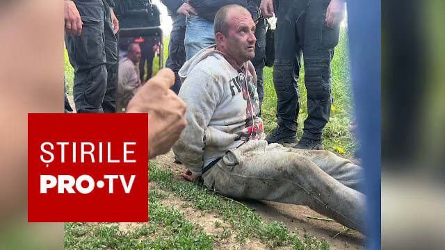 Polițiști și echipaj de intervenție la locul crimei din Bihor Polițiști și echipaj de intervenție la locul crimei din Bihor