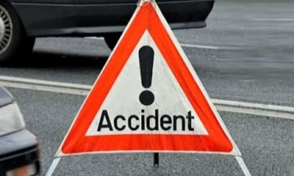 Mașini avariate după accident pe strada Poet Grigore Alexandrescu din Târgoviște