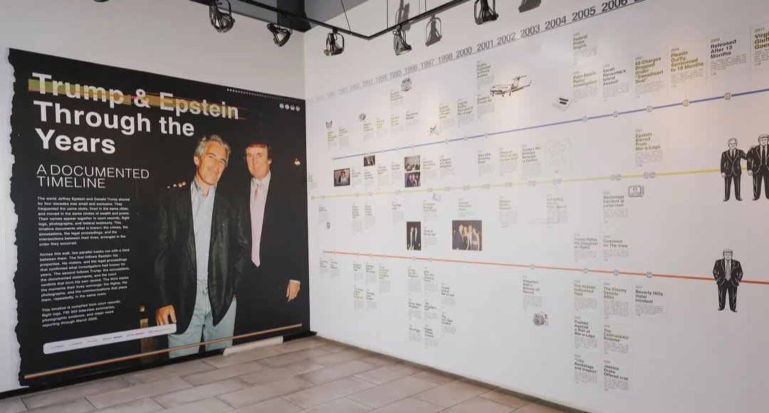 Dosarul Epstein expus în 3.500 de volume la New York