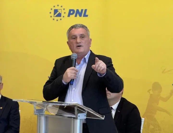Cristian Buican acuză în termeni duri scena politică din Vâlcea: critici la adresa PSD și AUR