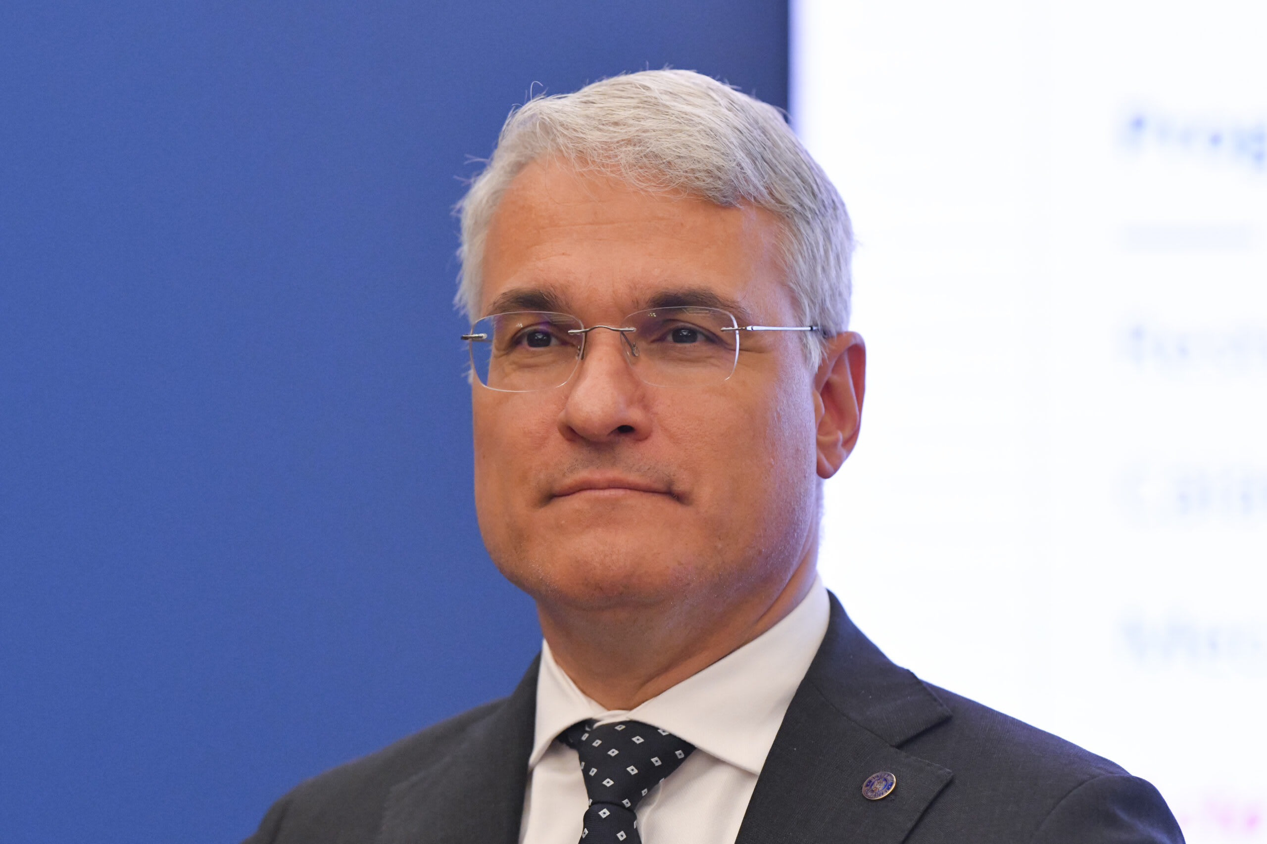 Politicieni în dezbatere publică, declarație controversată Politicieni în dezbatere publică, declarație controversată