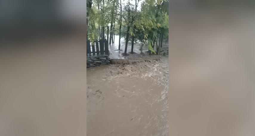 Râu din Constanța cu nivel crescut din cauza precipitațiilor