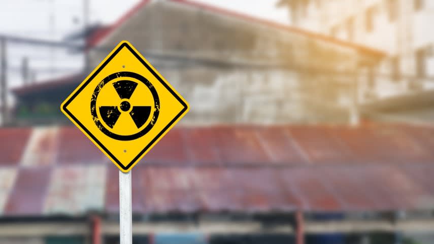Dronă deasupra centralei nucleare Barakah în Emiratele Arabe Unite Dronă deasupra centralei nucleare Barakah în Emiratele Arabe Unite