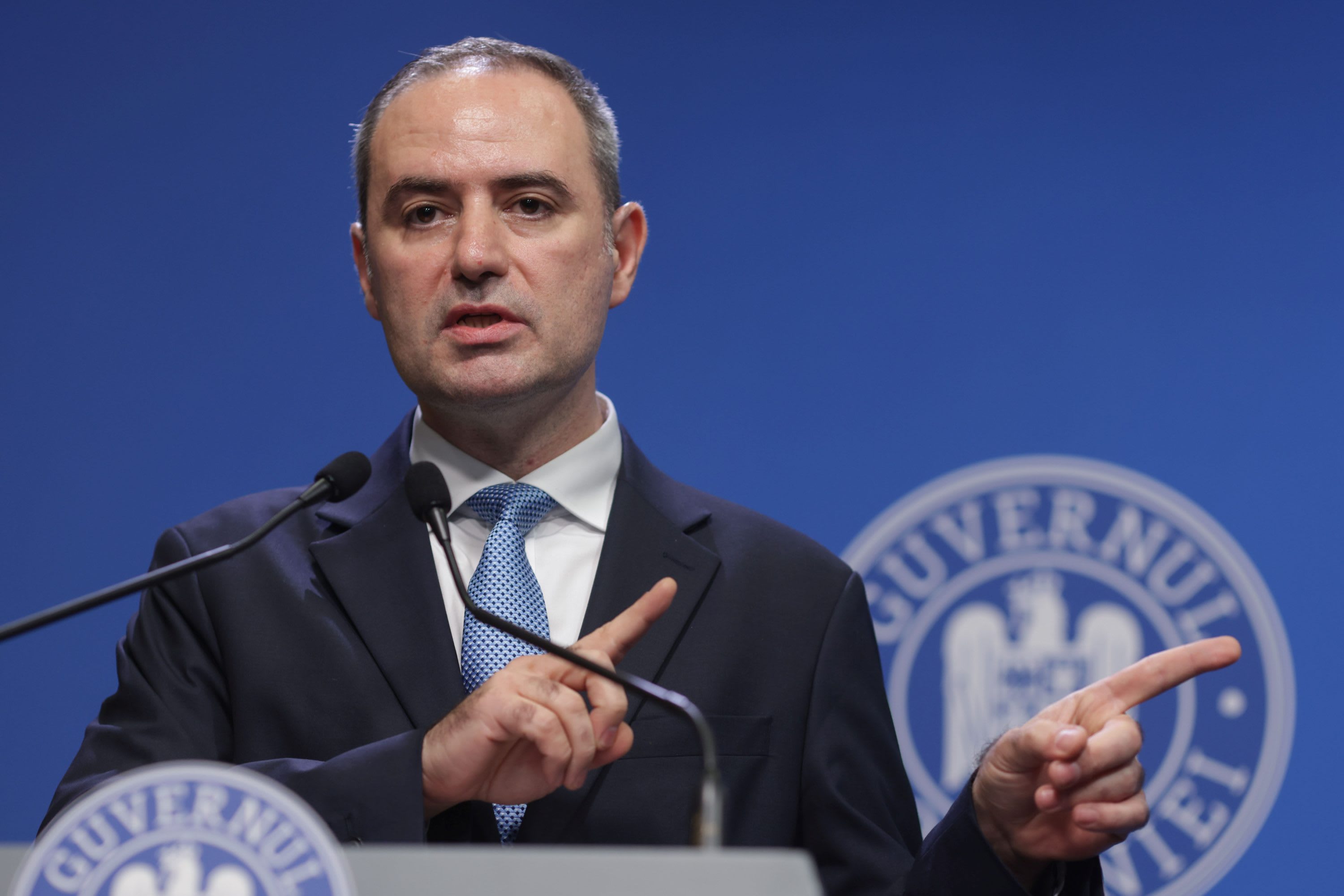 Alexandru Nazare, ministru de Finanțe, în timpul unei conferințe Alexandru Nazare, ministru de Finanțe, în timpul unei conferințe