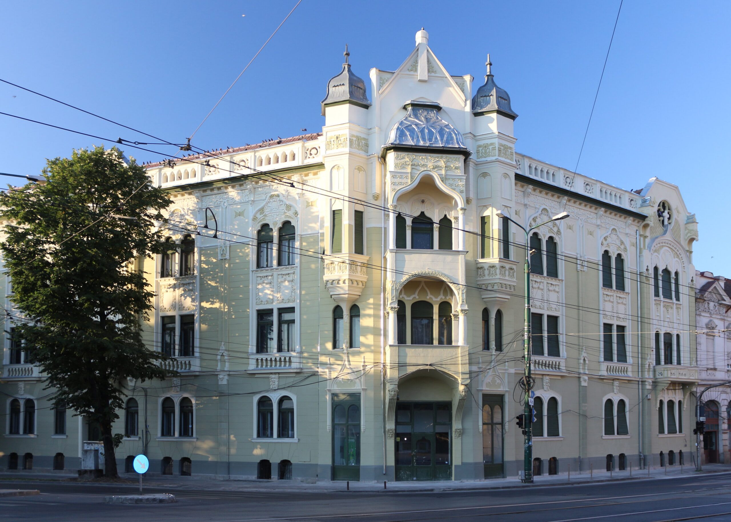 Timișoara: Palatul Marshall, achiziționat de fiul clanului Cârpaci, învăluit în suspiciuni de premeditare