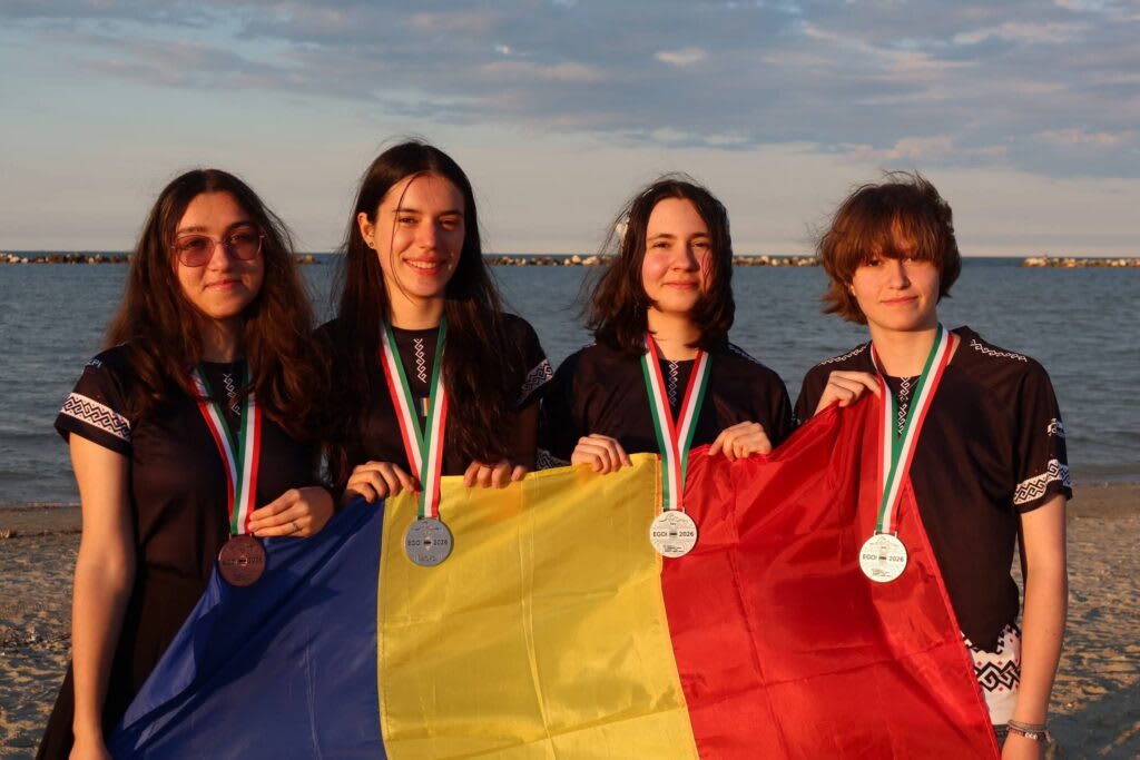 Eleve române câștigând medalii la Olimpiada Europeană de Informatică pentru Fete 2026