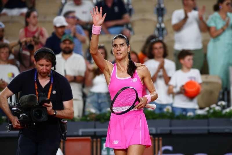 Sorana Cîrstea în timpul meciului de la Roland Garros Sorana Cîrstea în timpul meciului de la Roland Garros