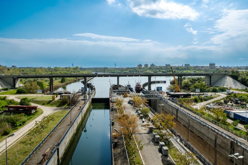Ecluza Năvodari în proces de modernizare, lucrări de infrastructură portuară