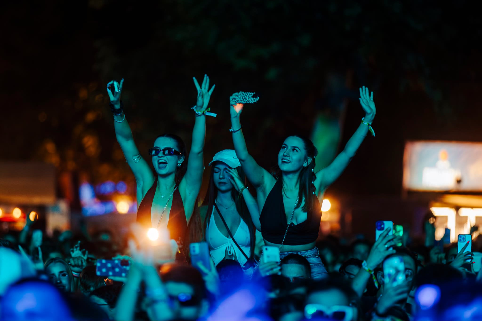 O scenă de concert în Timișoara cu public numeros