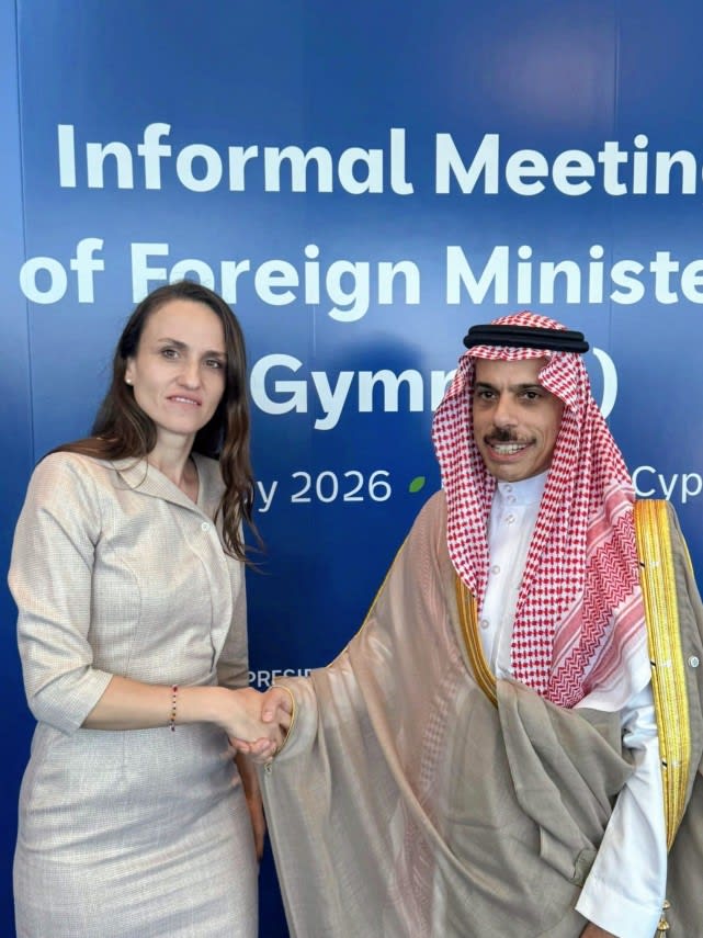 Diplomație la nivel înalt în Cipru: Întrevedere strategică între ministrul Oana Țoiu și prințul Faisal bin Farhan Al Saud