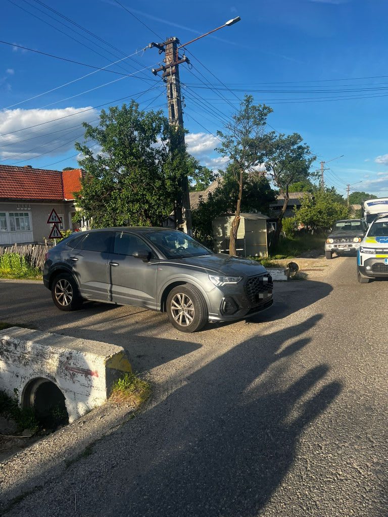 Accident grav în Horezu: biciclistul de 58 de ani a ajuns inconștient la spital