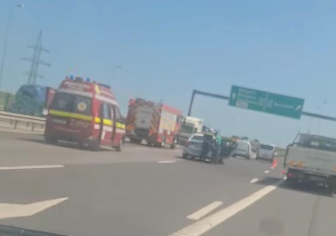 Mașină avariată pe A4 Ovidiu-Agigea, zona Valu lui Traian