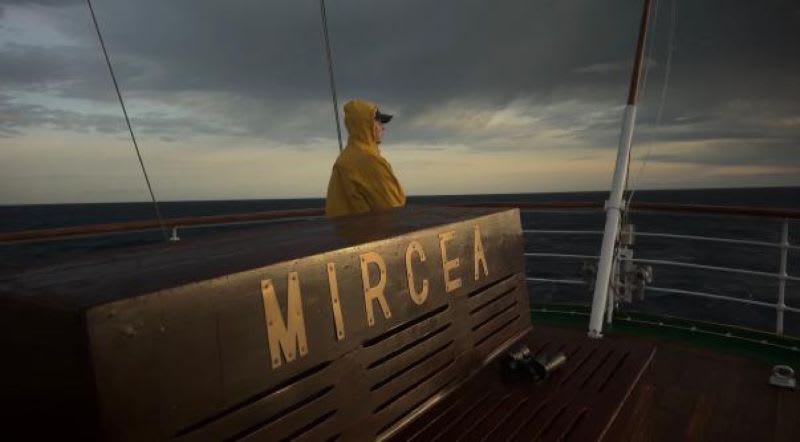 Nava-școală Mircea navigând pe Oceanul Atlantic spre Caraibe