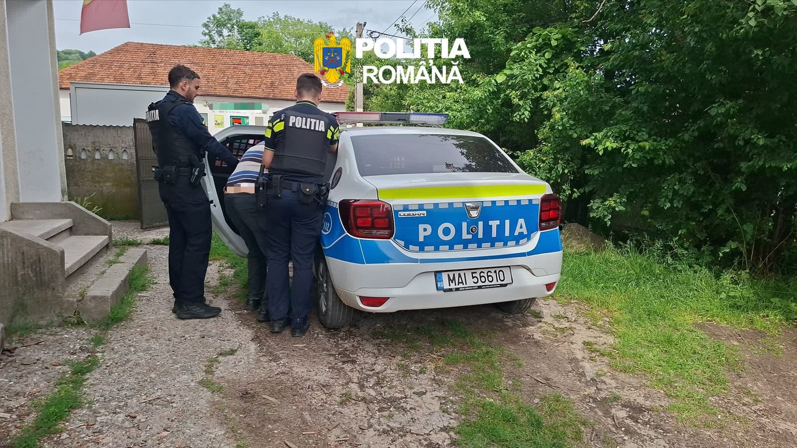 Polițist în acțiune în Vâlcea, incident minor