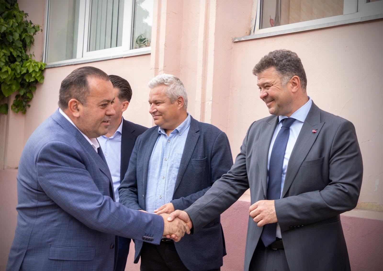 Marilen Pirtea la o conferință de presă