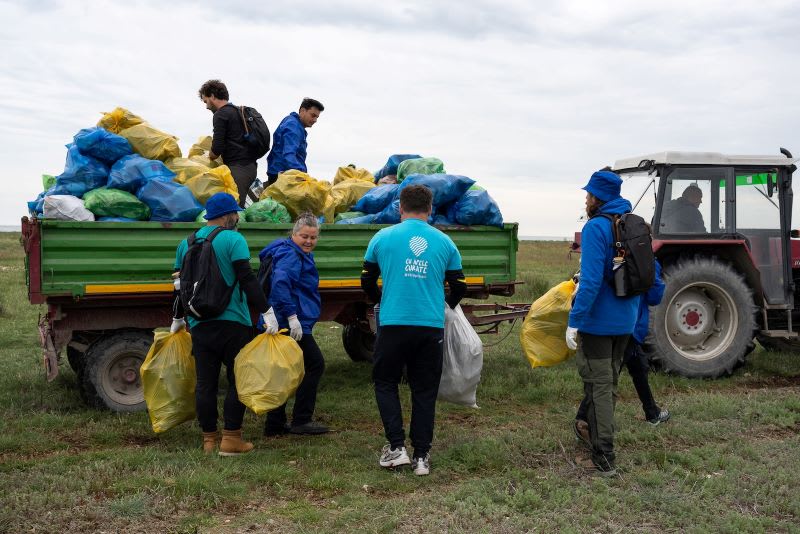 Bărbat de 37 de ani în timpul petrecerii, imagine generică