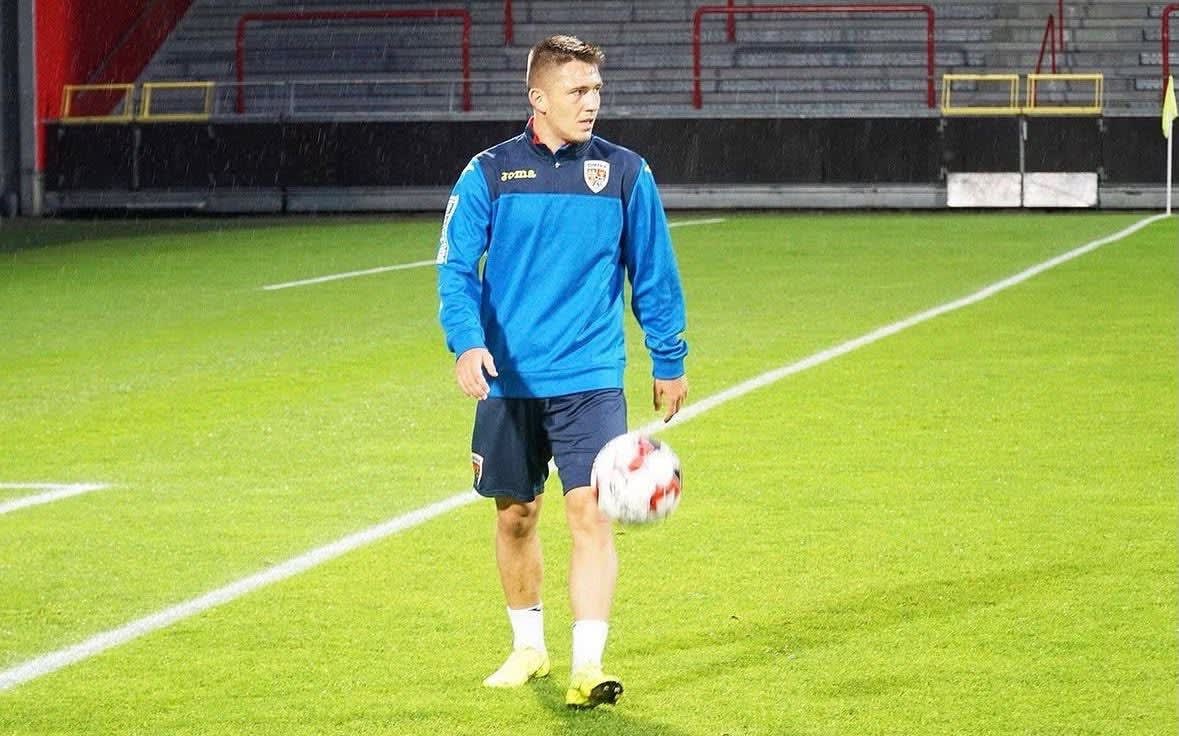 Mihai Velisar în tricoul echipei FC Bihor în timpul unui meci
