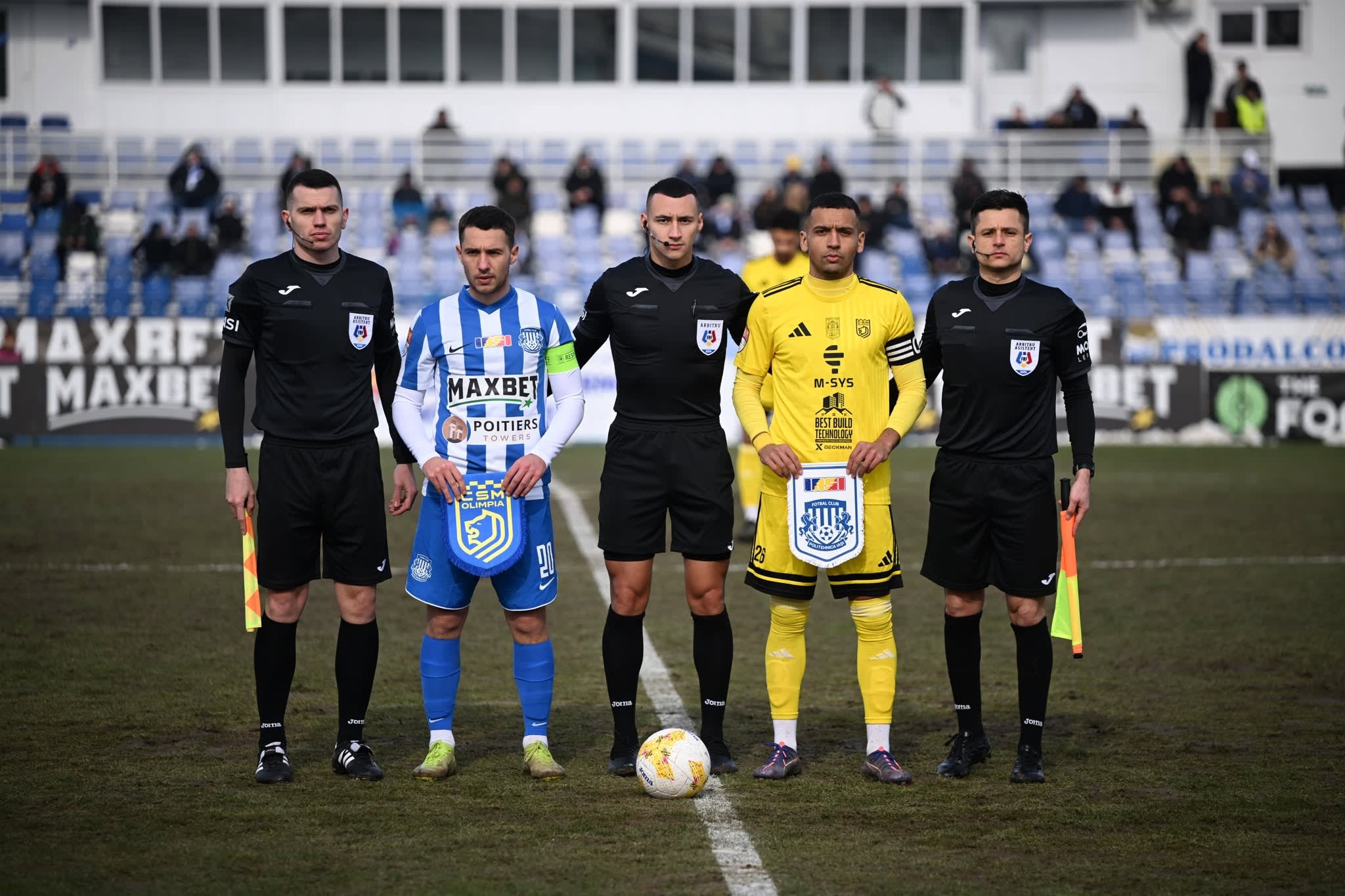 Fotbalist în acțiune, transfer Politehnica Timișoara