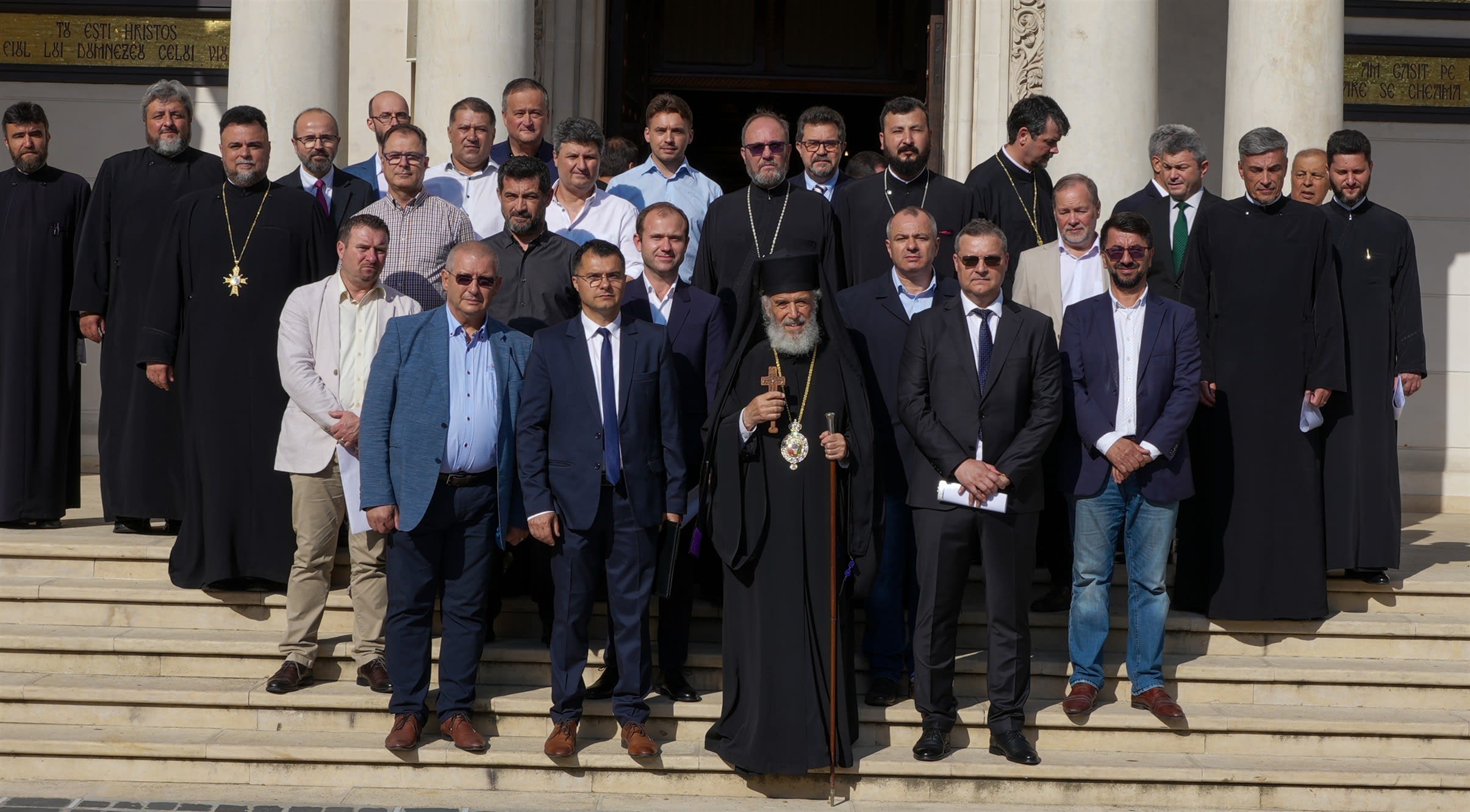 Ședință bisericească în Catedrala arhiepiscopală din Galați Ședință bisericească în Catedrala arhiepiscopală din Galați