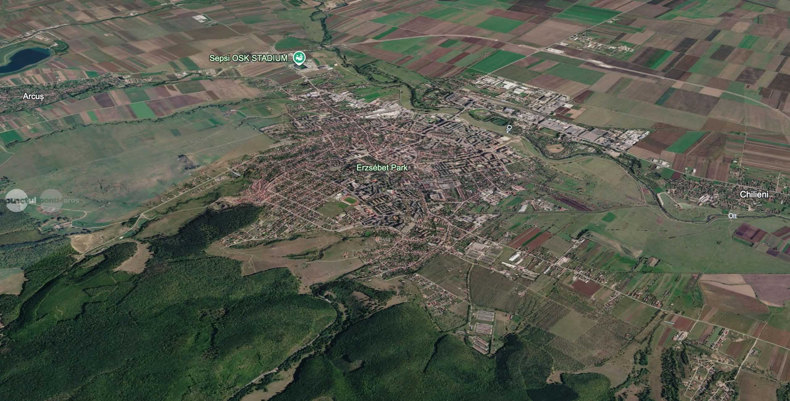 Șosea nouă în construcție peste calea ferată în Sfântu Gheorghe Șosea nouă în construcție peste calea ferată în Sfântu Gheorghe