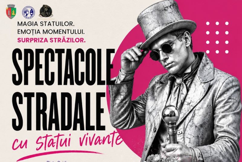 Spectacol cu statui vivante în centrul Constanței, oameni admirați