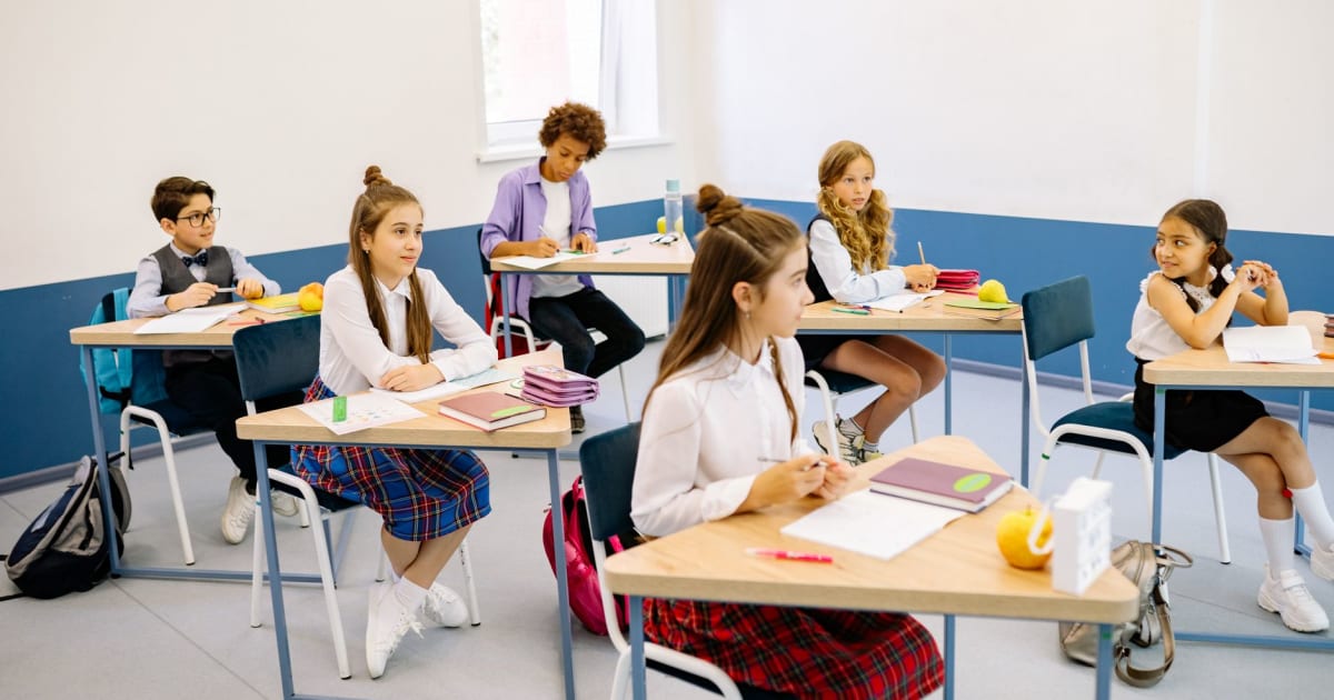 Modele Teste Evaluare Națională Clasa 4 cu Rezolvări – Ghid Complet pentru Părinți și Învățători