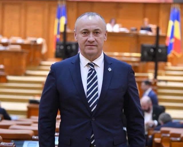 Deputați discuție despre autostrada Sibiu-Pitești în parlament Deputați discuție despre autostrada Sibiu-Pitești în parlament