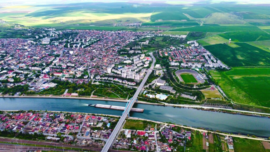 Semne de circulație și străzi din Medgidia în timpul schimbărilor