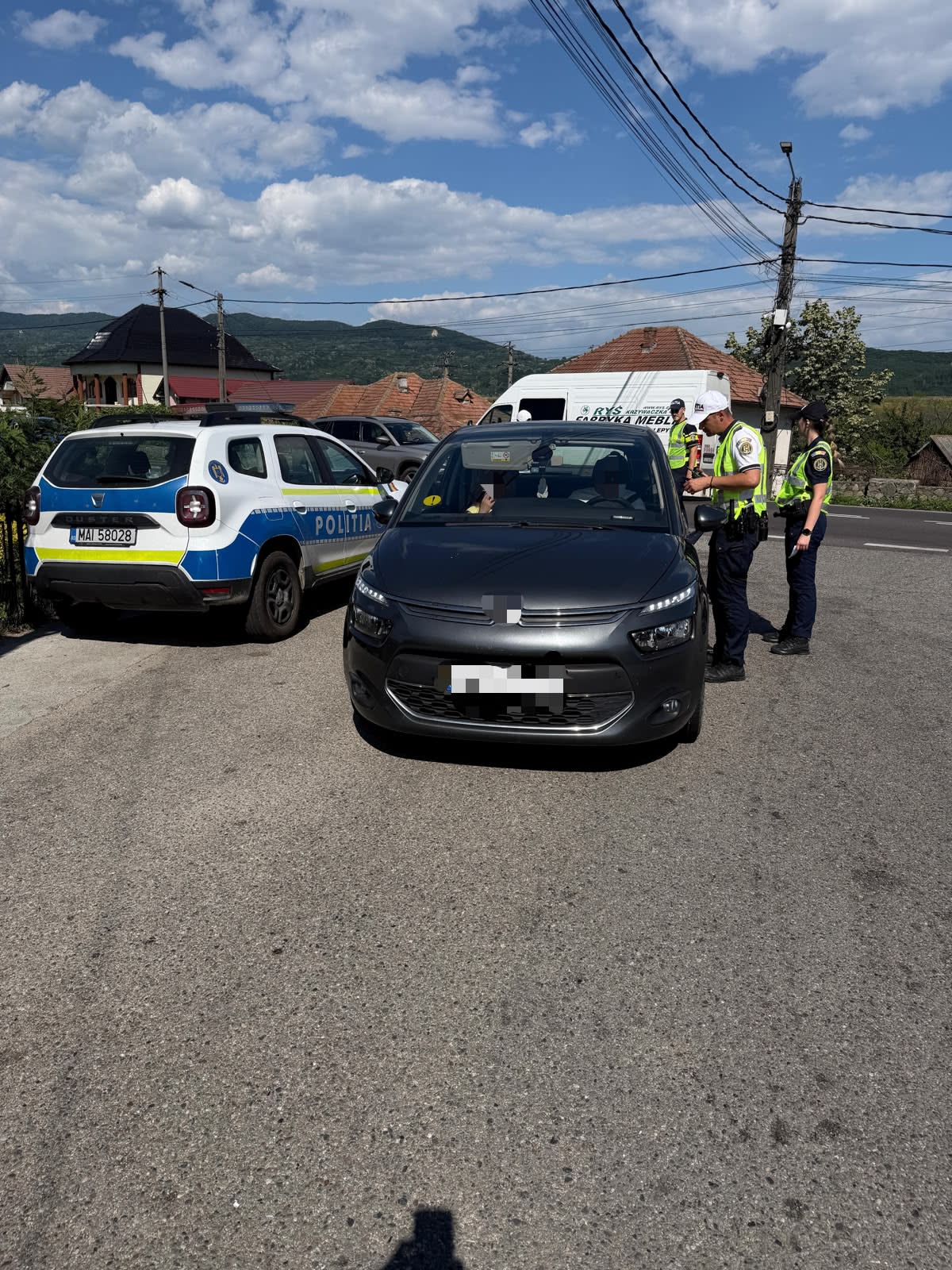 Polițiști rutieri în acțiune pe DN7, Vâlcea