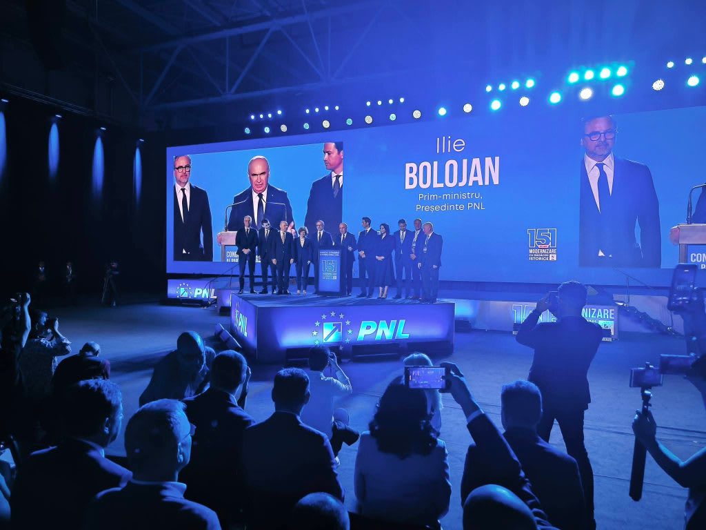 Ilie Bolojan în timpul discursului la Congresul PNL din Vâlcea Ilie Bolojan în timpul discursului la Congresul PNL din Vâlcea