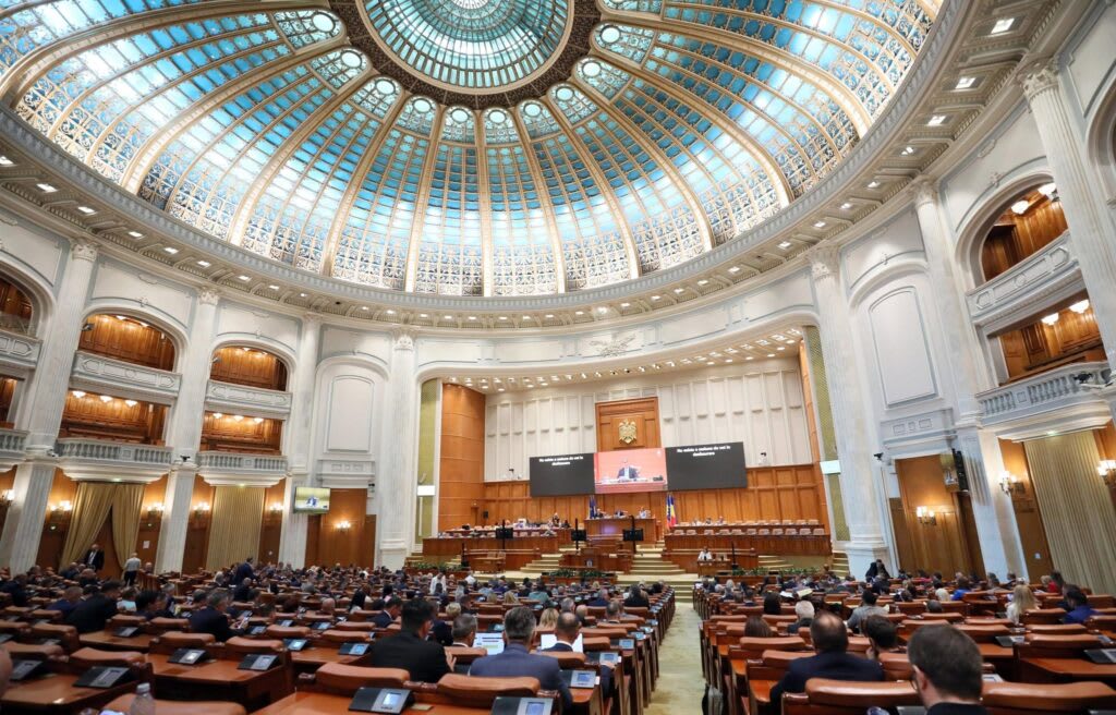 Camera Deputaților în ședință online, decizie politică Camera Deputaților în ședință online, decizie politică